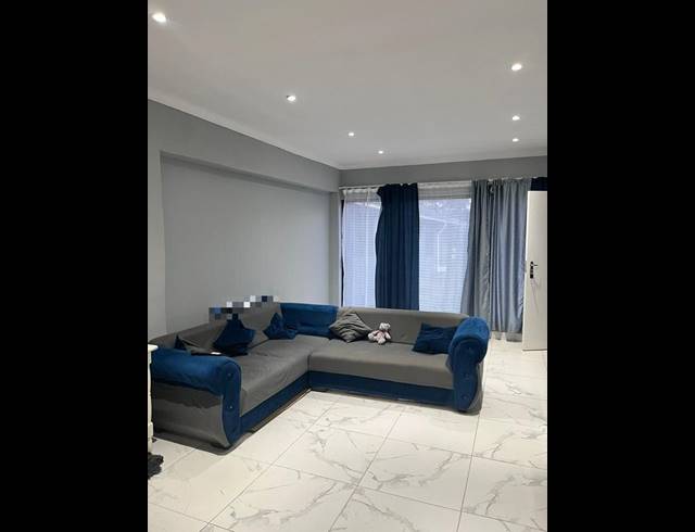 12 BEDROOM HOUSE FOR SALE IN BEREA WEST